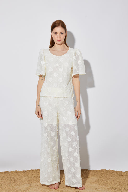 FLORAL LACE TOP AND PANTS SET