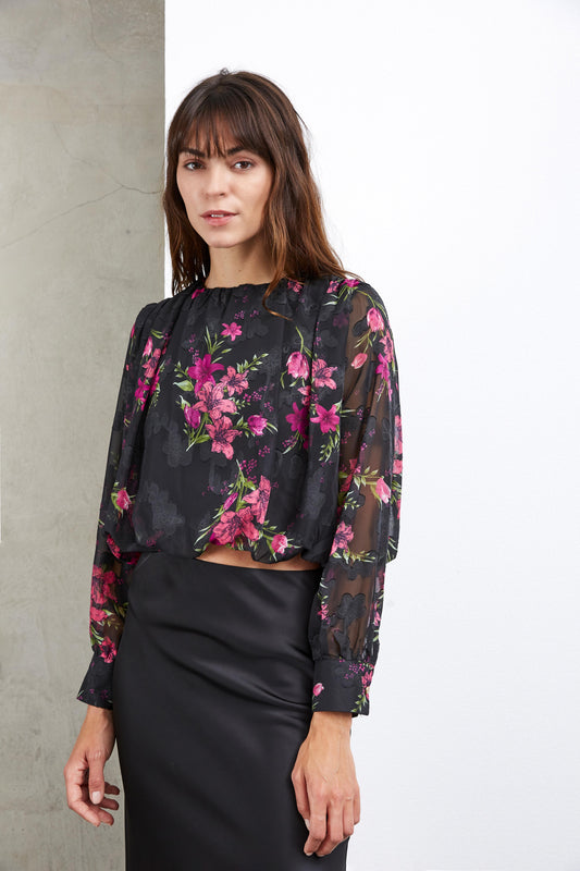 LONG SLEEVED FLOWERED TOP