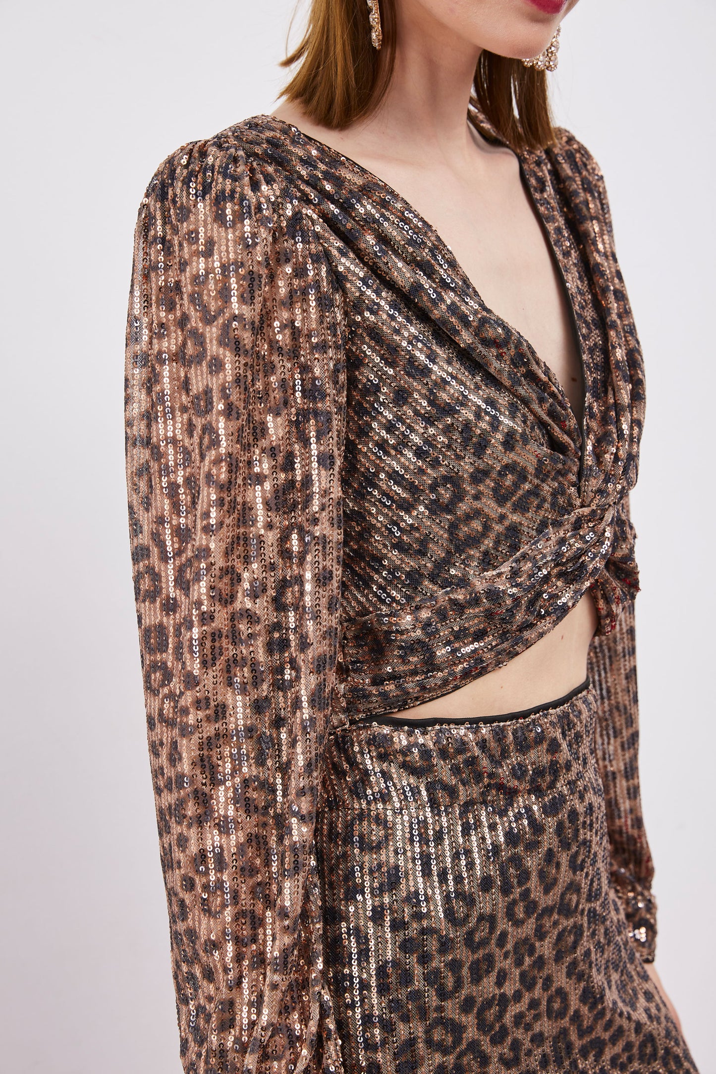 LONG SLEEVED LEOPARD SEQUIN TOP