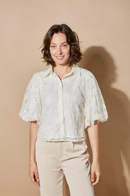 BLOUSE FLEURIE PAILLETÉE À MANCHES BOUFFANTES