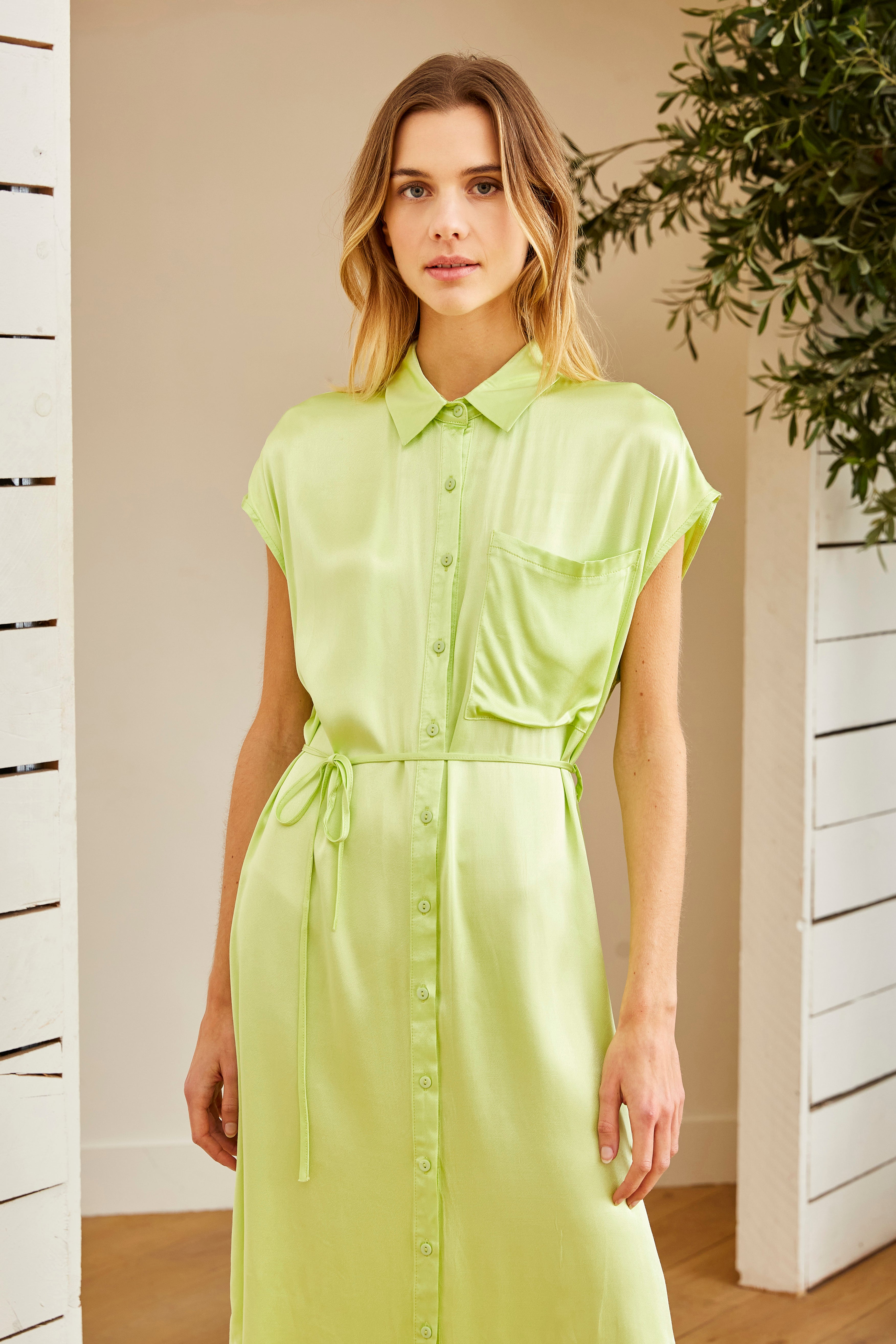 ROBE CHEMISE VERTE